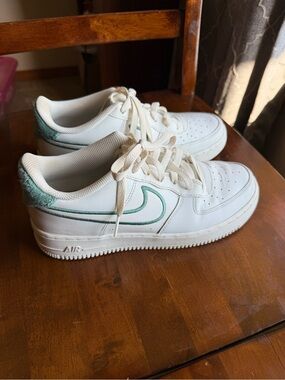 Nike White Air Force 1s with Teal Swoosh - Kids 7Y